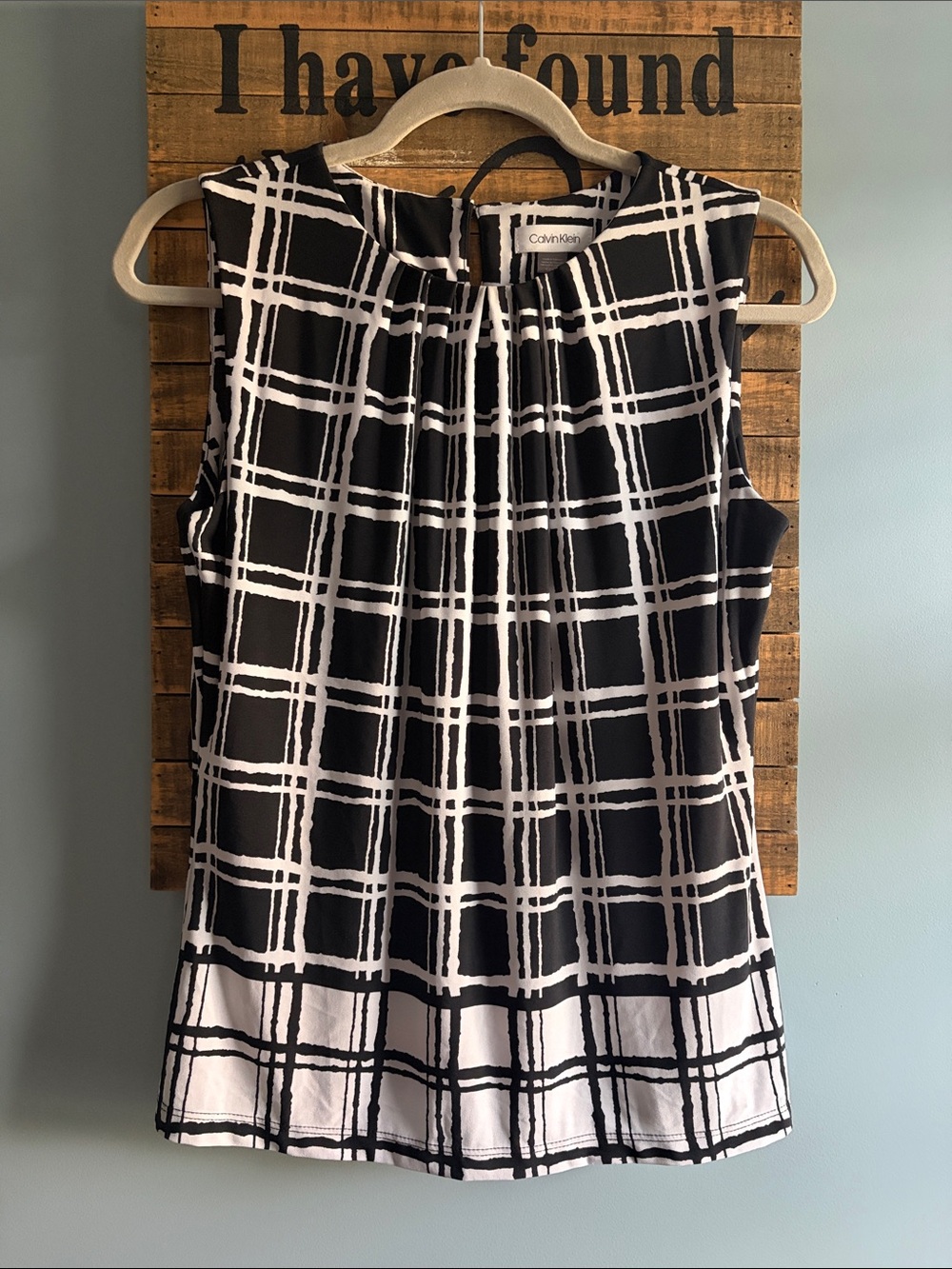 Calvin Klein black and white plaid check pattern sleeveless blouse size S